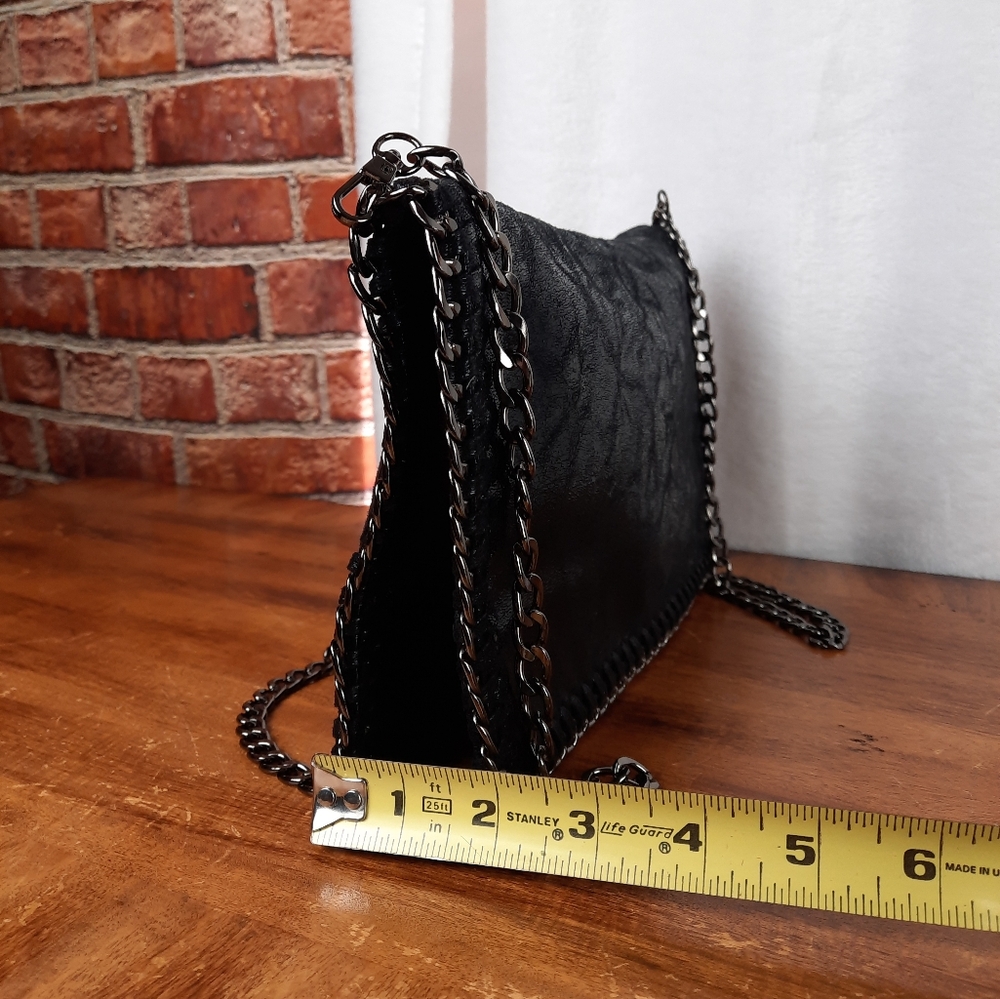 Elegant Black Gunmetal Chain Crossbody Shoulder Bag - Picture 8 of 10